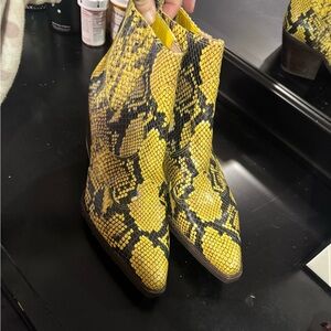 Sam Edelman Vibrant Yellow and Black Snake Print Booties